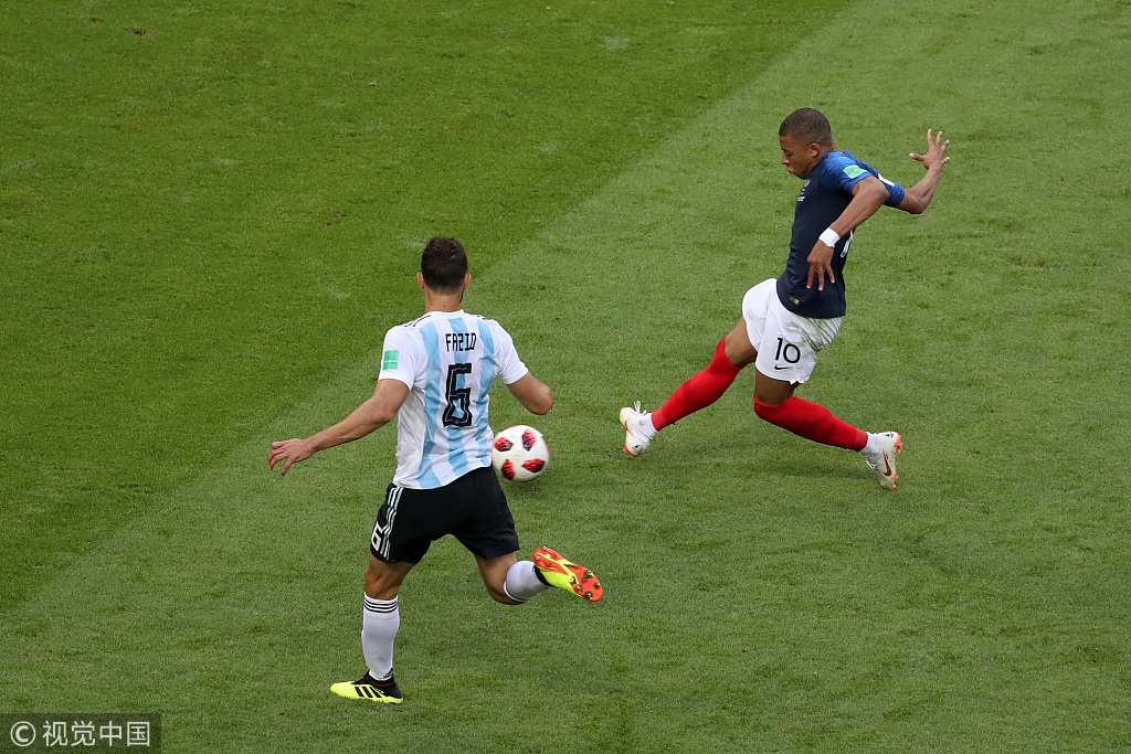  姆巴佩梅开二度助巴黎逆转图卢兹  