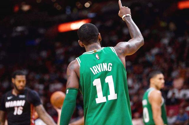  雄鹿客场掀翻凯尔特人取关键胜  